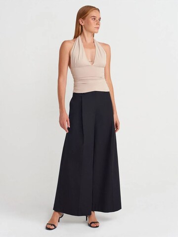 Dilvin - Blusa em bege