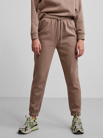 PIECES Tapered Trousers 'Chilli' in Beige: front