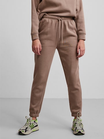 PIECES Tapered Pants 'Chilli' in Beige: front