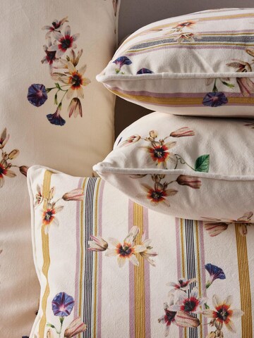 ESSENZA Pillow 'Fiora' in Beige