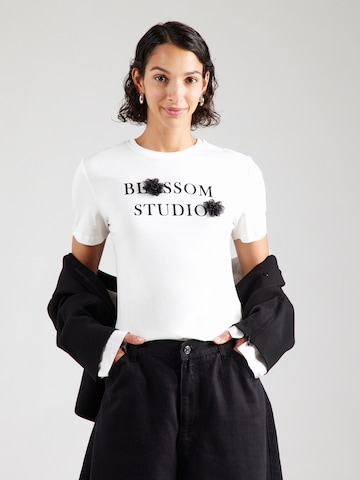 ONLY Тениска 'ONLBLOSSOM' в бяло: отпред