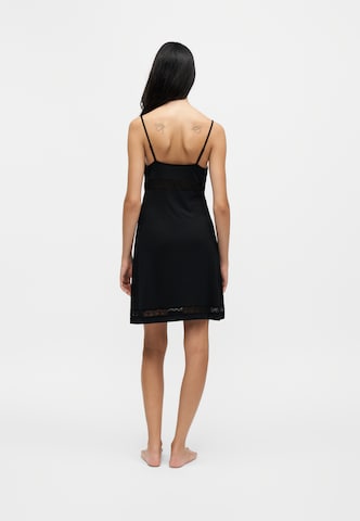 Déshabillé 'Allure' TRIUMPH en noir