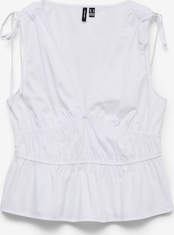 VERO MODA Blouse 'LOTUS' in White: front
