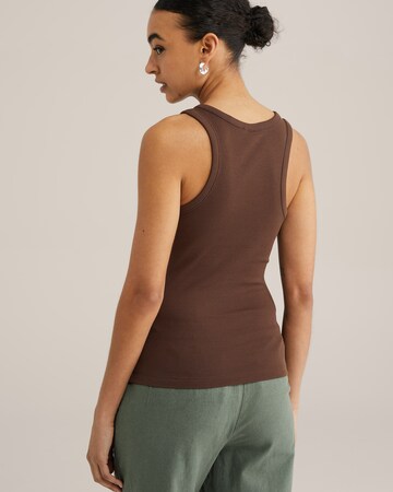 WE Fashion Top in Bruin
