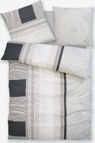 MY HOME Duvet Cover in White: front