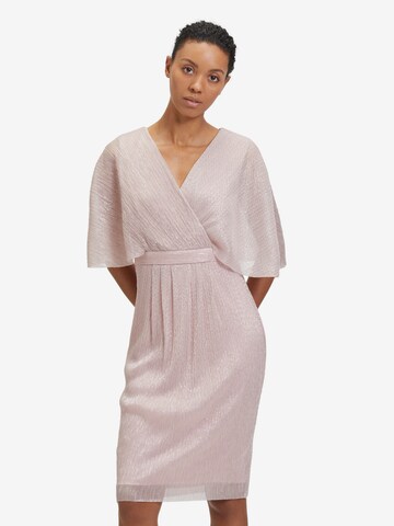 Robe de cocktail Vera Mont en rose : devant