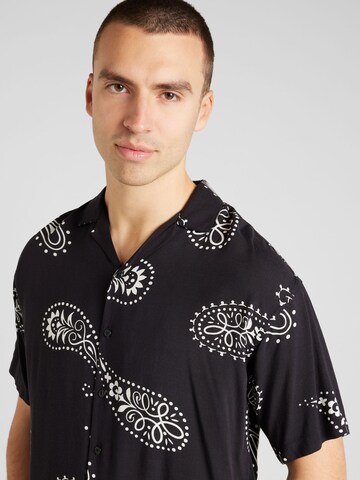 JACK & JONES Comfort fit Button Up Shirt 'JEFF' in Black