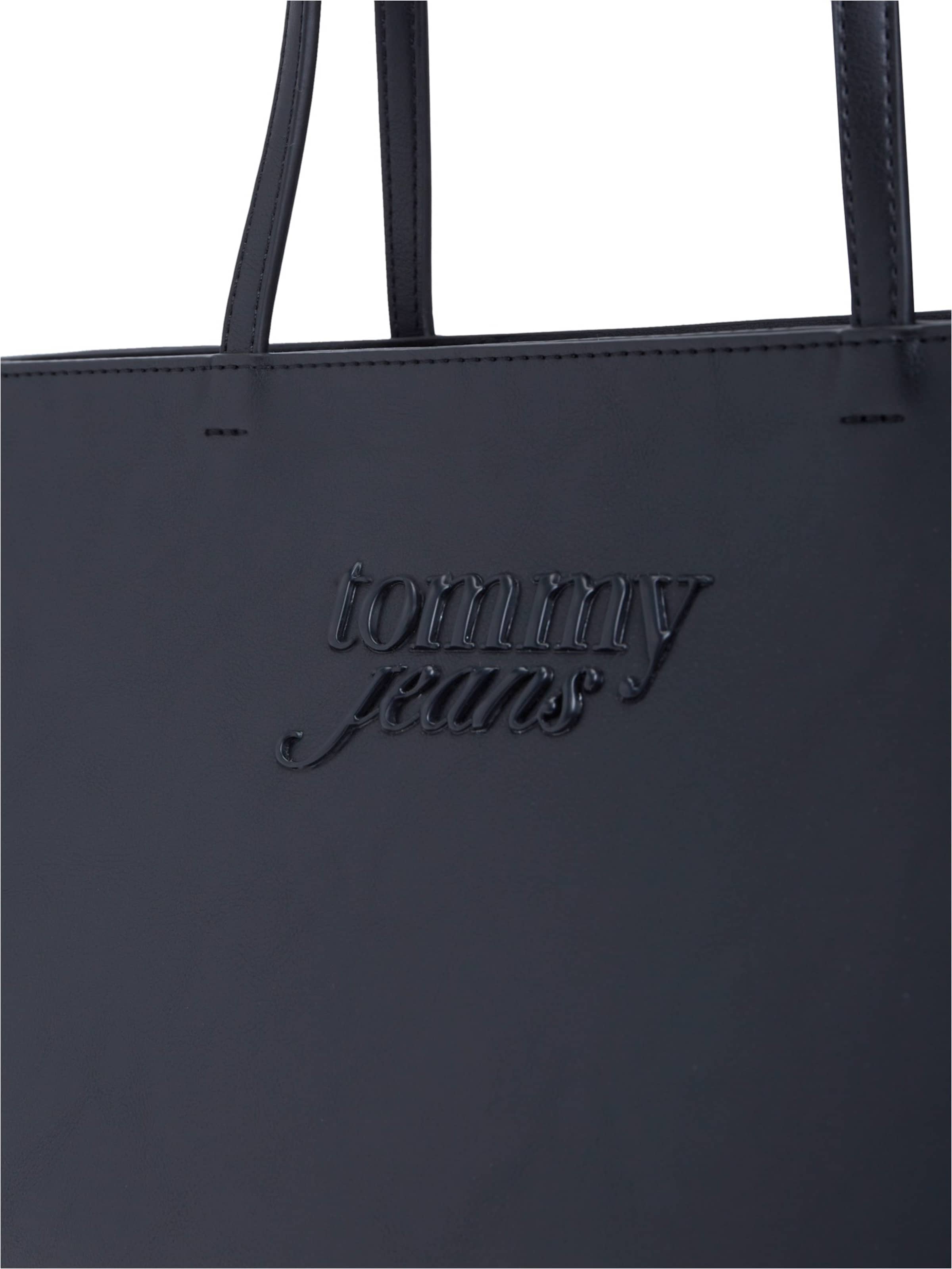 Tommy Jeans Ostoskassi 'MUST' värissä musta