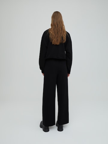 EDITED Wide leg Broek 'Sylvia' in Zwart