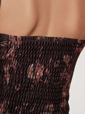 Haut Hiccup en marron