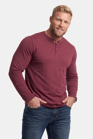 Men Plus Shirt in Rot