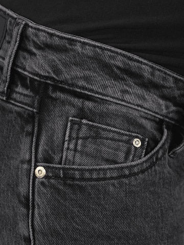 regular Jeans 'THORNTONS' di River Island Maternity in nero