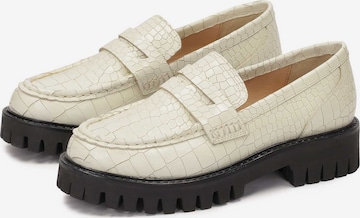 Kazar Studio Moccasins in White