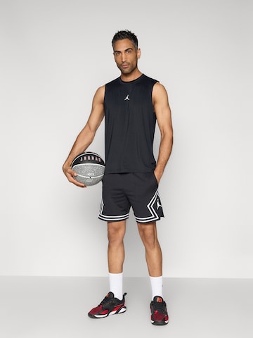 Jordan Функциональная футболка 'ESS' в Черный