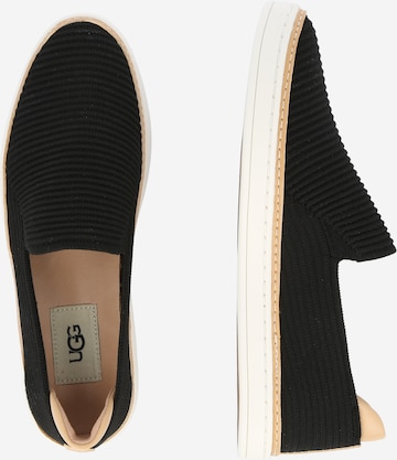 Scarpa slip-on di UGG in nero