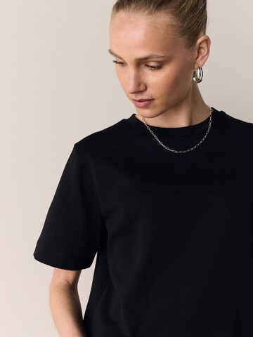 Next T-Shirt in Schwarz
