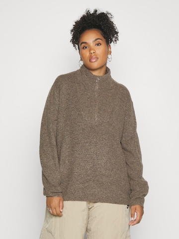Vero Moda Curve Sweater 'VMCPLAZA' in Brown: front