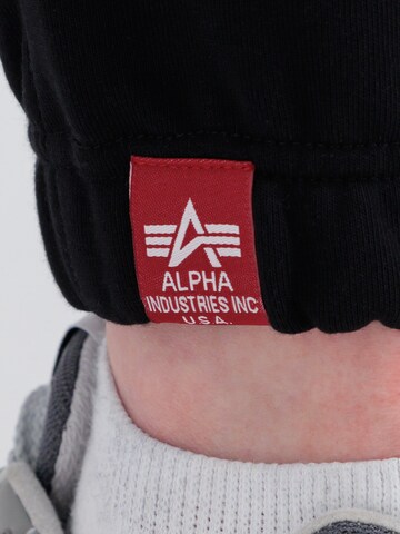 ALPHA INDUSTRIES Loosefit Bukse i svart