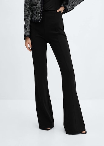 évasé Pantalon 'Bell' MANGO en noir