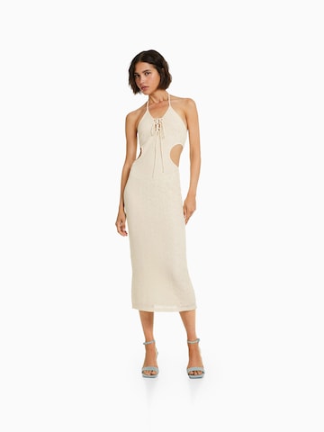 Bershka Kleid in Beige