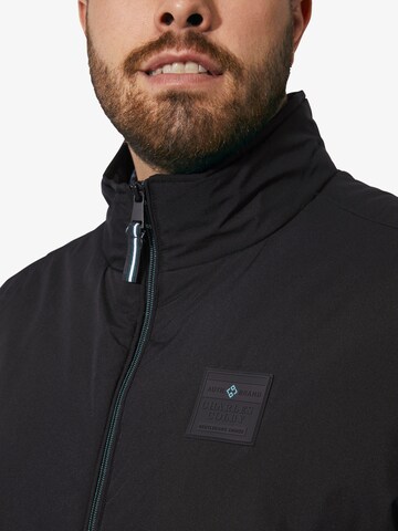 Charles Colby Vest in Black