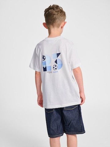 T-Shirt fonctionnel Hummel en blanc