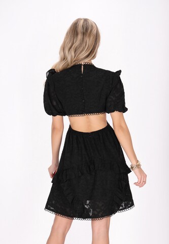 IZIA Kleid in Schwarz