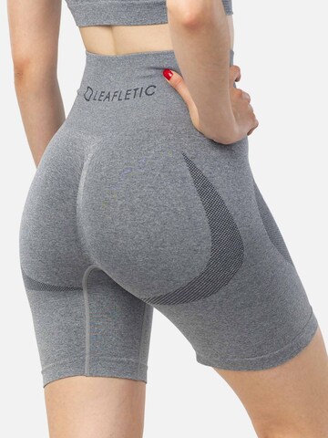 LEAFLETIC - Skinny Leggings 'Leafletic Women’s Shorts' en gris