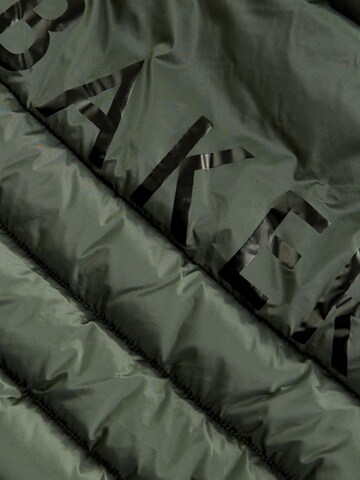 Geacă de iarnă de la Baker by Ted Baker pe verde