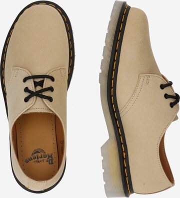 Scarpa stringata di Dr. Martens in marrone