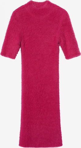 Rochie tricotat 'Sauce' de la MANGO pe roz: față
