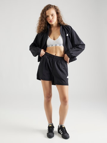 ADIDAS SPORTSWEAR Treenipuku värissä musta