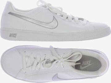 NIKE Sneakers & Trainers in 42,5 in White: front