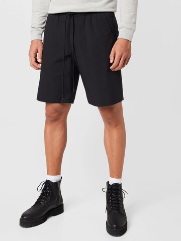 DRYKORN Regular Shorts 'JEG' in Schwarz: predná strana