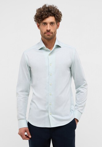 ETERNA Slim fit Business shirt in Green: front