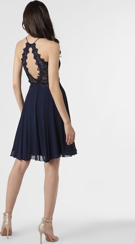 Robe de cocktail Marie Lund en bleu