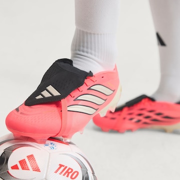 ADIDAS PERFORMANCE - Zapatillas de fútbol 'Predator Pro' en rosa