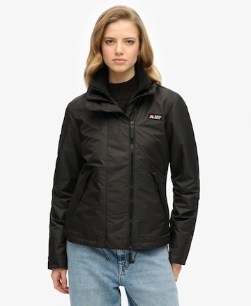 Superdry Tussenjas 'Mountain' in Zwart: voorkant