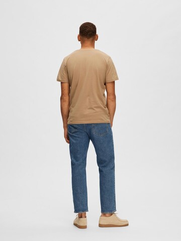 SELECTED HOMME T-Shirt 'Aspen' in Braun