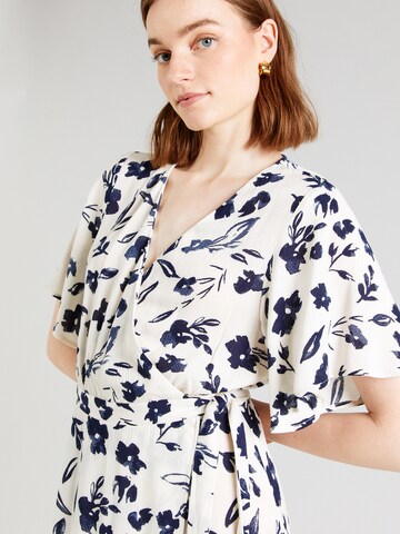 Robe 'Deike' ABOUT YOU en beige