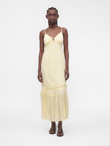 Robe d’été HOLLISTER en jaune : devant