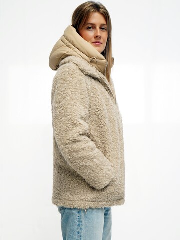 Funk since 1776 Winter Jacket in Beige