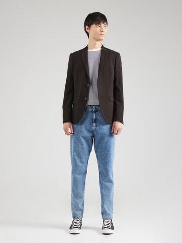 Tommy Jeans Tapered Jeans 'ISAAC' in Blue