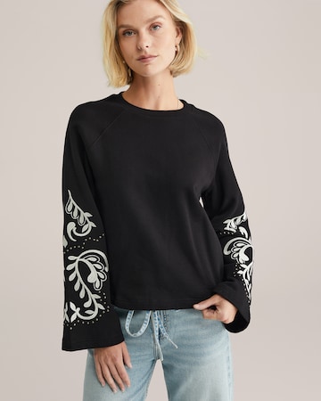 WE FashionSweater majica - crna boja: prednji dio