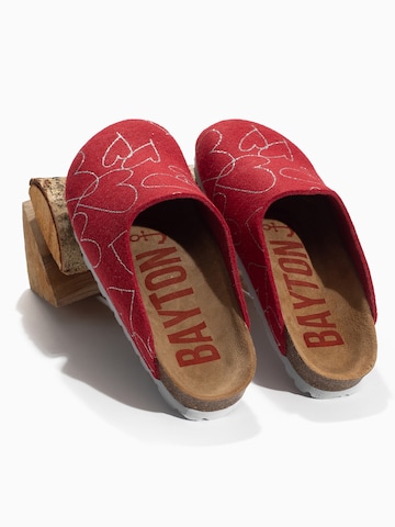 Bayton - Zuecos 'MALO' en rojo
