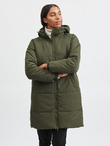 VILA Winter Coat 'Trust' in Green: front