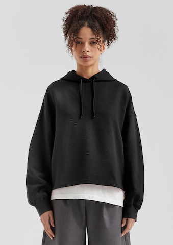 QS Sweatshirt in Schwarz: Vorderseite