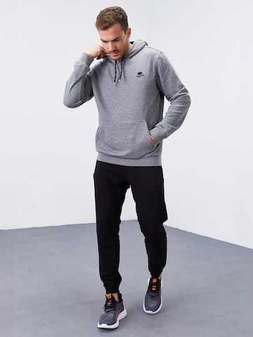Tommy Life Sweatshirt in Grey