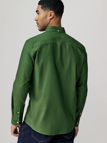 Next - Regular Fit Camisa em verde