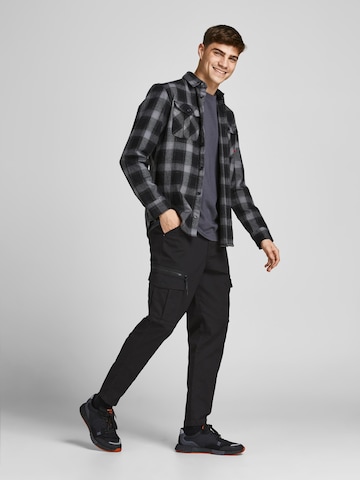 Jack & Jones Plus - Regular Calças cargo 'Stace' em preto